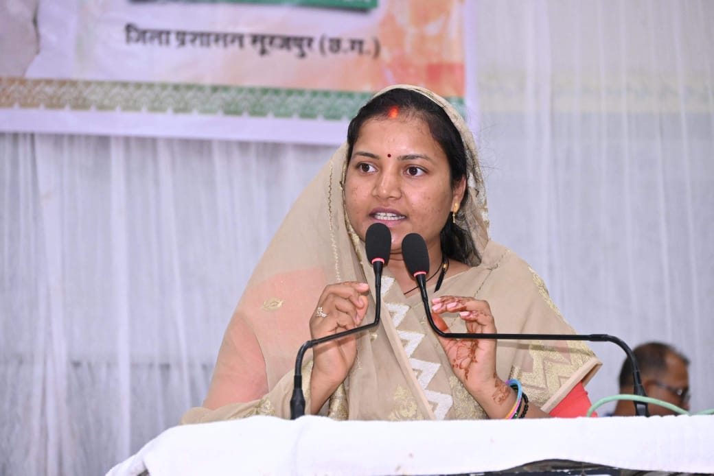आंगनबाड़ी कार्यकर्ताओं को अब सीधे मिलेगी यूनिफॉर्म राशि, केंद्रीकृत साड़ी खरीदी व्यवस्था खत्म