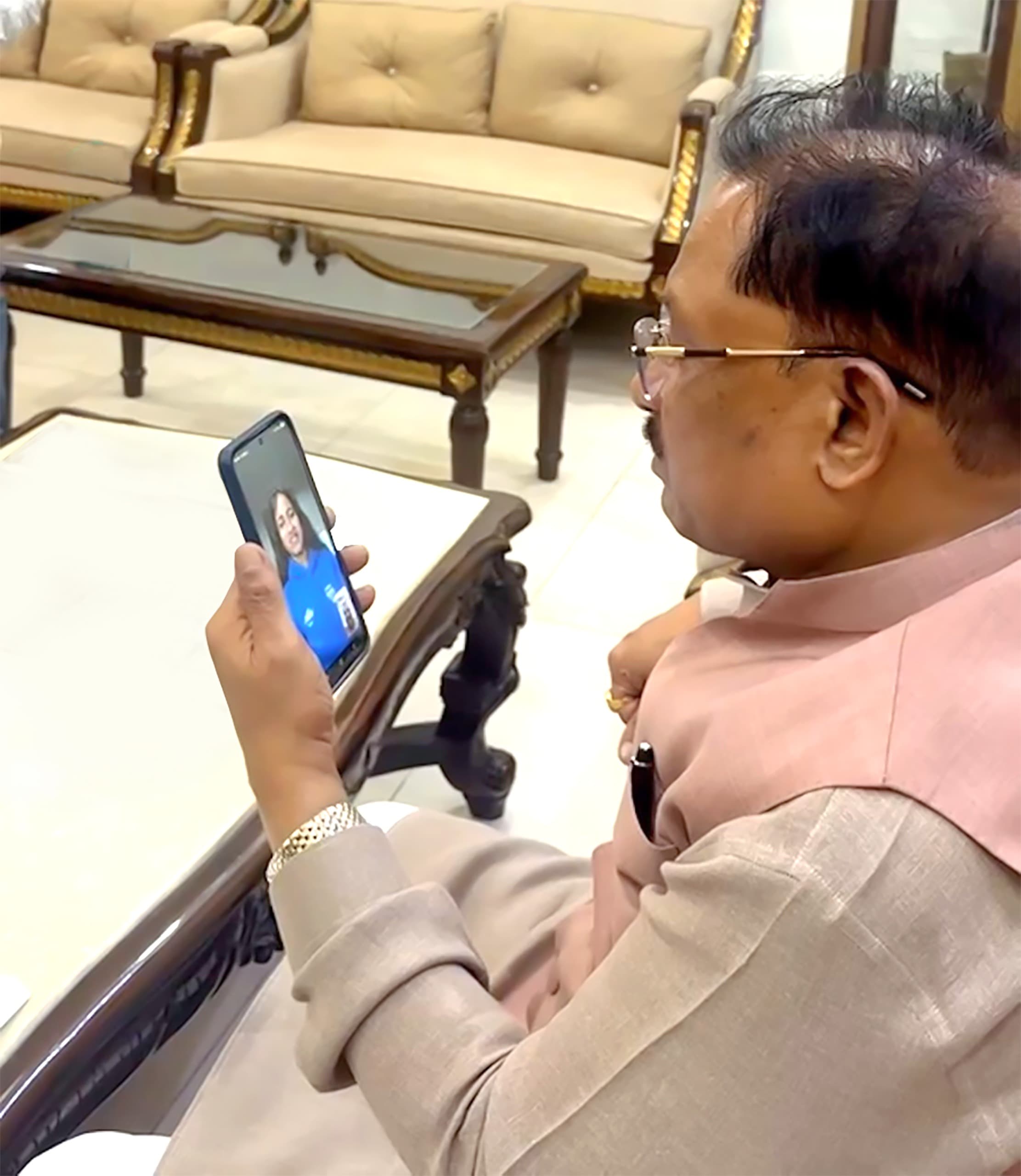 मुख्यमंत्री विष्णु देव साय ने ज्ञानेश्वरी यादव को वीडियो कॉल कर दी बधाई, रजत पदक जीतने पर बढ़ाया हौसला