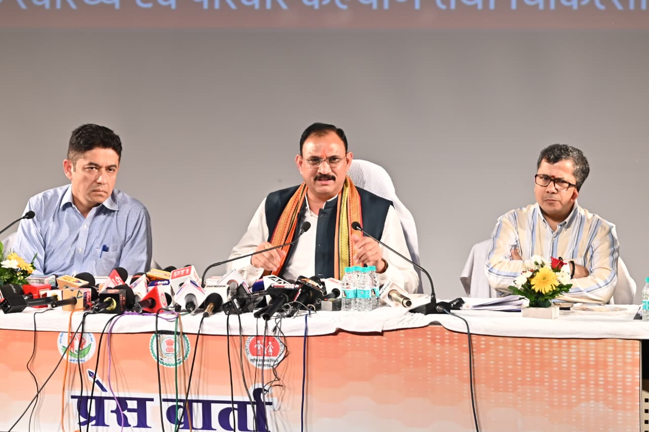 छत्तीसगढ़ में मलेरिया से 3 मौतें, स्वास्थ्य मंत्री बोले- एक भी जान न जाए, इसी दिशा में सरकार कर रही काम