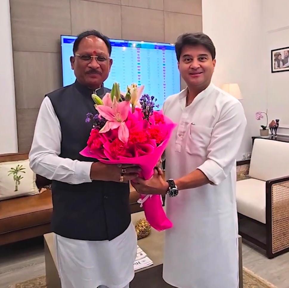 छत्तीसगढ़ के दूरस्थ क्षेत्रों में डिजिटल क्रांति की तैयारी, 2,305 नए मोबाइल टावरों के लिए केंद्र से मंजूरी की मांग