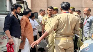 काशी विश्वनाथ परिसर में कैसे चली गोली? प्रारंभिक जांच में बड़ा खुलासा, सुरक्षा व्यवस्था पर उठे गंभीर सवाल