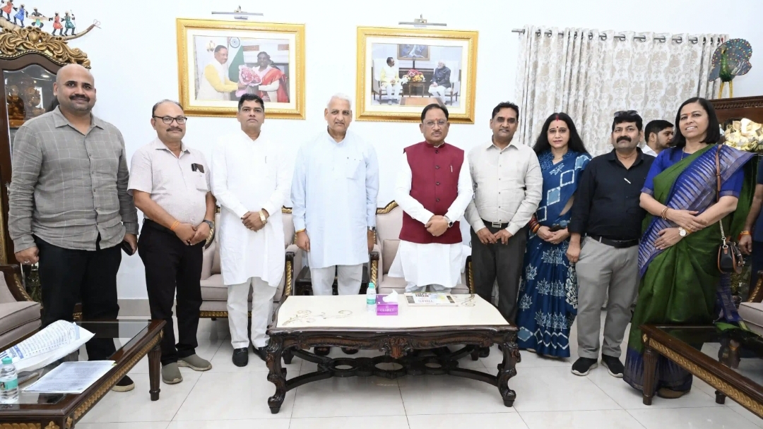 मुख्यमंत्री विष्णुदेव साय से लघु उद्योग भारती के प्रतिनिधिमंडल की मुलाकात, 14वें इंडिया इंडस्ट्रियल फेयर की तैयारियों पर हुई चर्चा