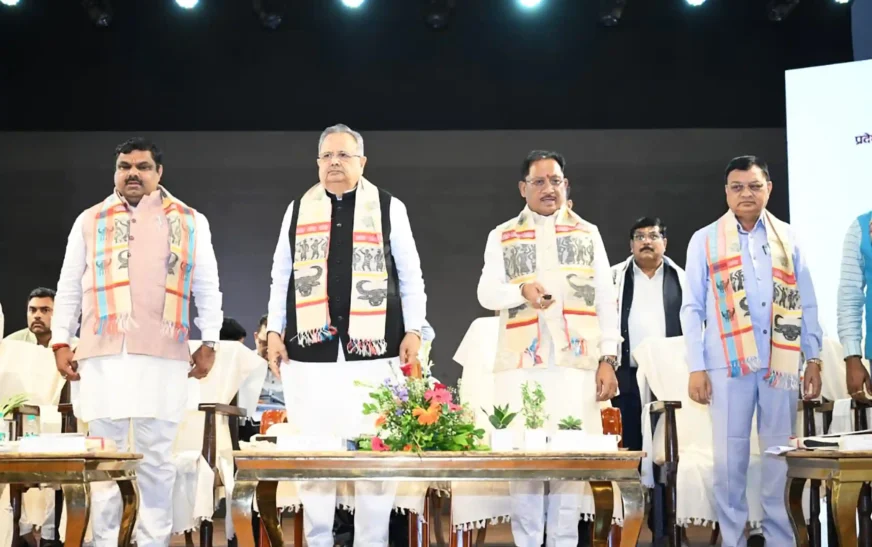 ‘कोशल फैब’ की लॉन्चिंग से छत्तीसगढ़ के हैंडलूम को नई उड़ान, मुख्यमंत्री ने बुनकरों को 10.90 करोड़ रुपए की सहायता दी
