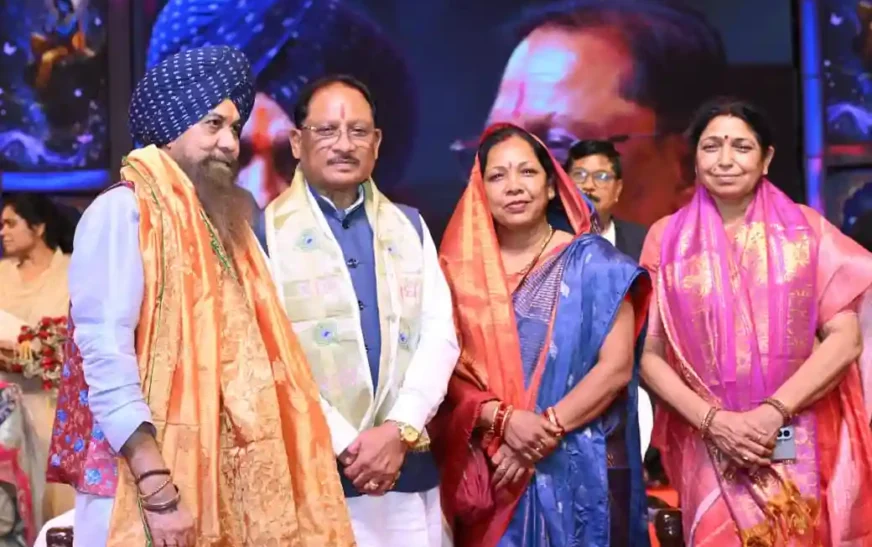 दही हांडी उत्सव में CM साय बोले—एकता और टीम भावना से हासिल होते हैं बड़े लक्ष्य, श्रीकृष्ण का जीवन कर्तव्य निभाने की देता है प्रेरणा