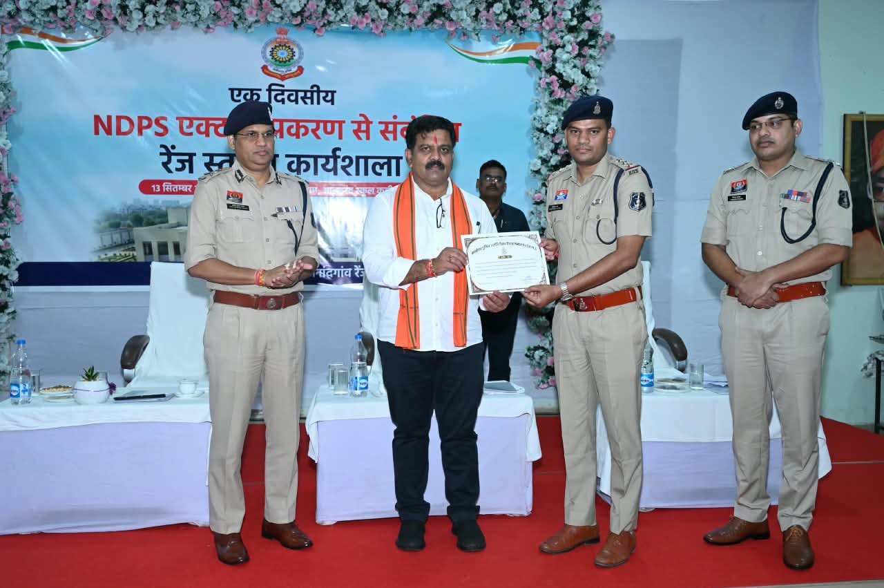 नशे के अवैध कारोबार पर शिकंजा कसने मिशन मोड में करें कार्रवाई: विजय शर्मा