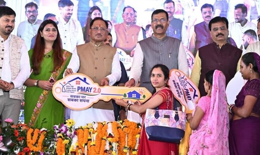 CM विष्णुदेव साय का बीरगांव को बड़ा तोहफा: 135 करोड़ से ज्यादा के विकास कार्यों का लोकार्पण-भूमिपूजन, ₹110 करोड़ के नए कामों की घोषणा