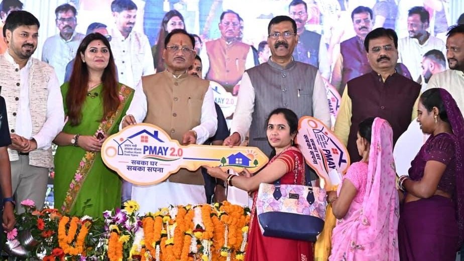 CM विष्णुदेव साय का बीरगांव को बड़ा तोहफा: 135 करोड़ से ज्यादा के विकास कार्यों का लोकार्पण-भूमिपूजन, ₹110 करोड़ के नए कामों की घोषणा
