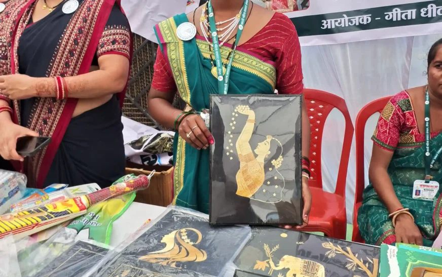सेवा संकल्प अभियान:जांजगीर-चांपा की धनेश्वरी ने पैरा आर्ट को बनाया रोजगार, घर बैठे कमाई के साथ महिलाओं को सिखा रहीं हुनर