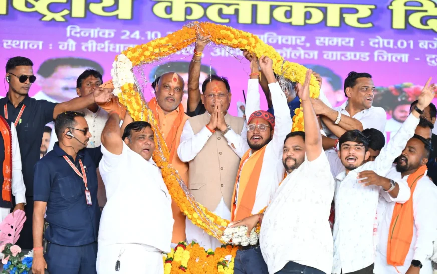 मुख्यमंत्री विष्णुदेव साय की बड़ी घोषणाएं, तीजन बाई के नाम पर लोककला अलंकरण, 70 लोककला दलों को मिलेगी प्रोत्साहन राशि