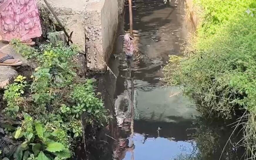 आयुष्मान अस्पताल के सामने भ्रूण मिलने से मचा हड़कंप, गर्भपात के बाद फेंके जाने की आशंका, पुलिस जांच में जुटी